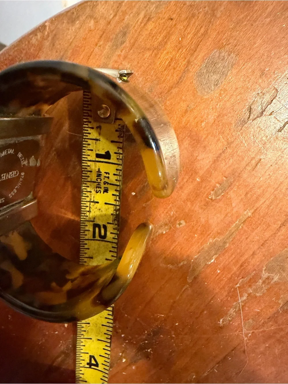 Vintage Geneva Women Quartz Watch Tortoiseshell Acrylic Cuff Bangle Silver Tone